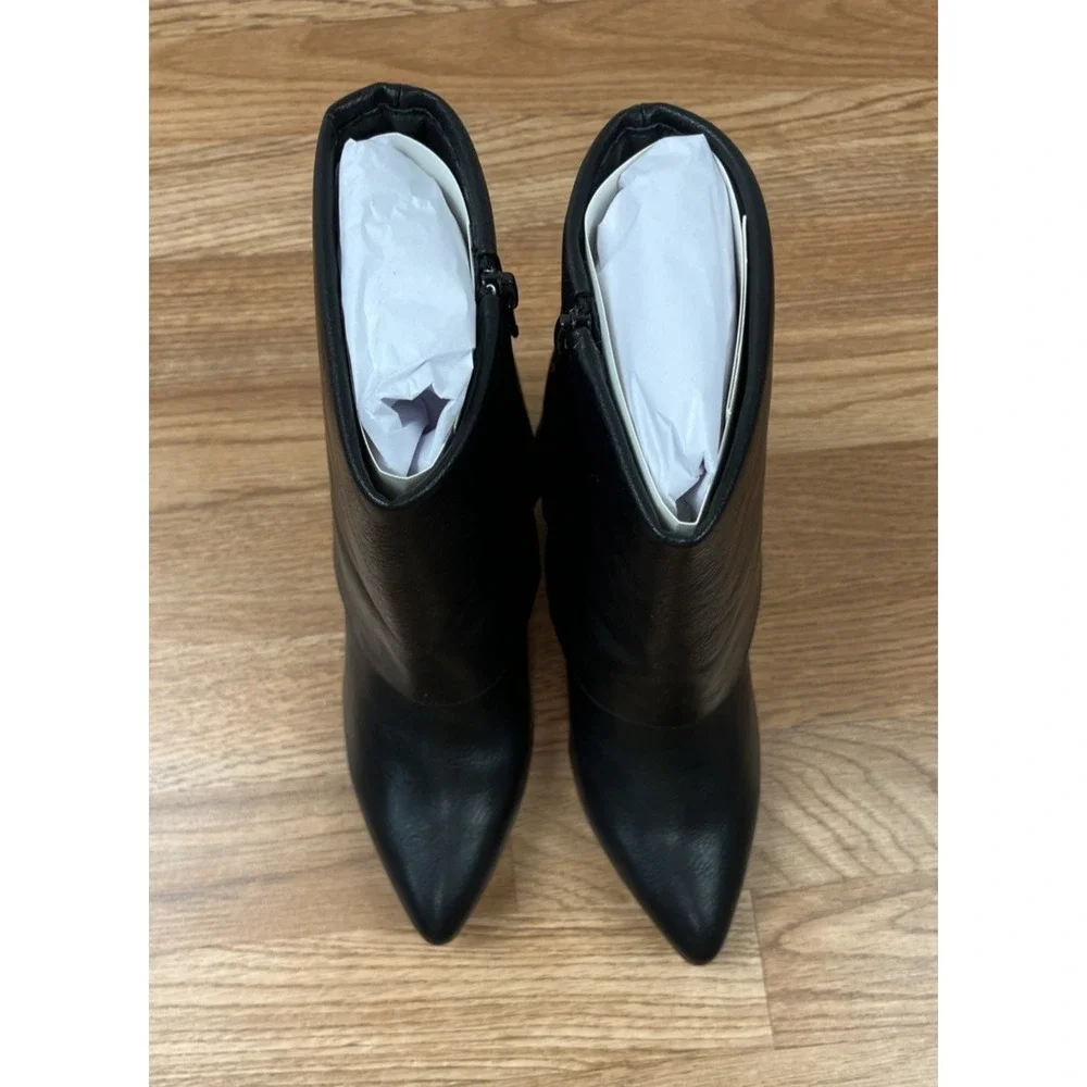 SO Amarella Fold Over Boots Women's Size 6.5 Black